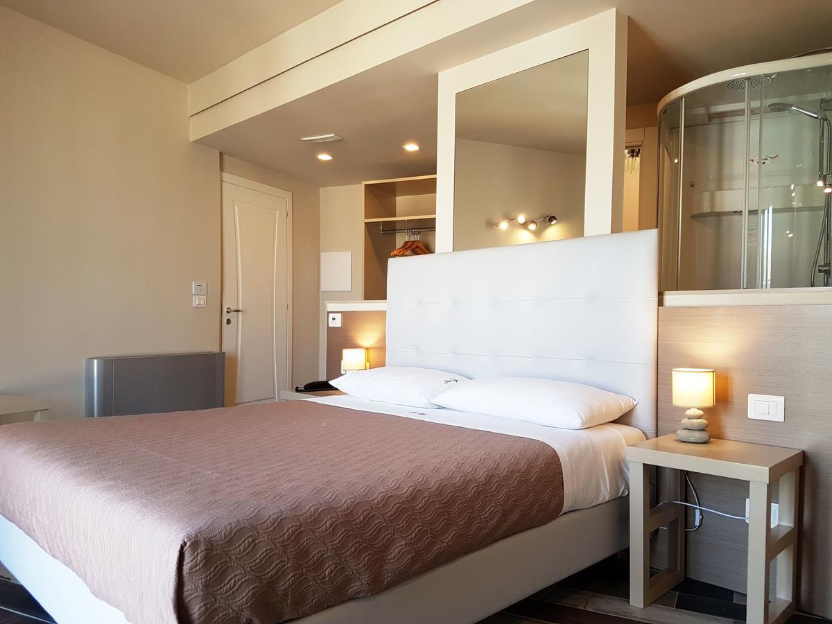 Don Ugo Luxury Rooms トロペーア エクステリア 写真