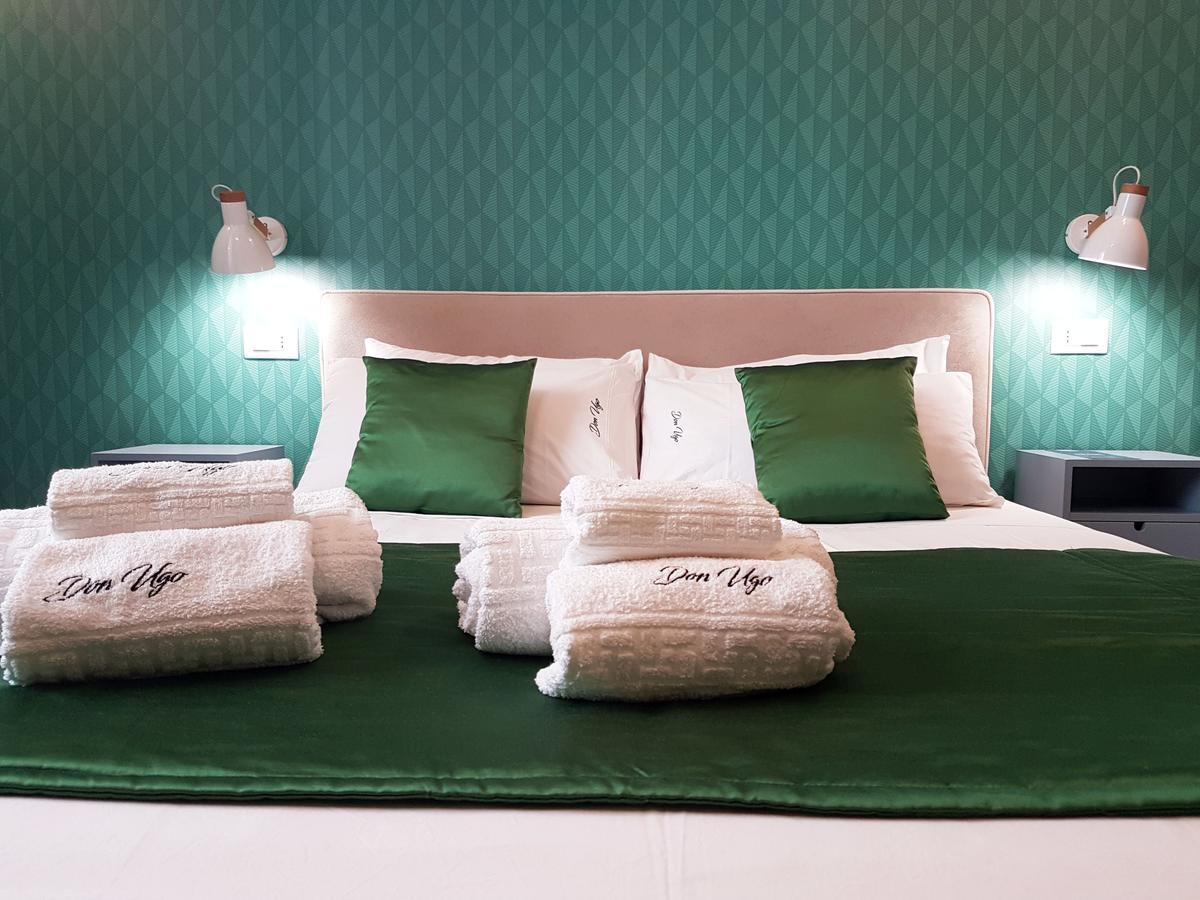 Don Ugo Luxury Rooms トロペーア エクステリア 写真